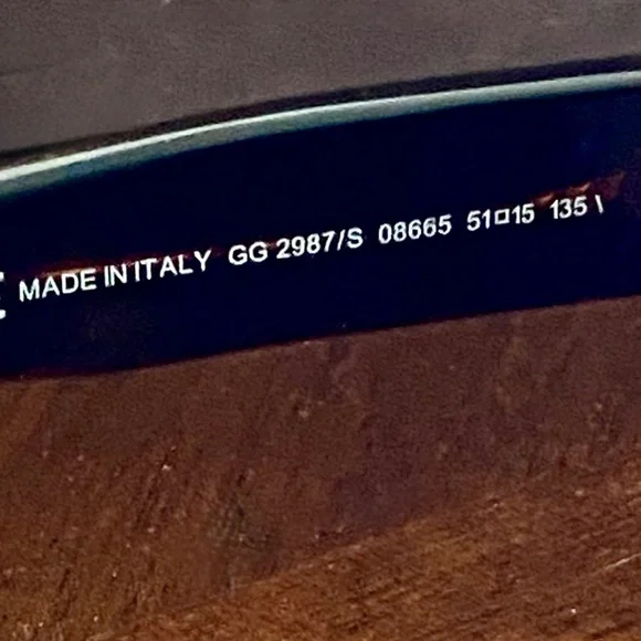 GUCCI Never Worn Wayfarer Tortoise Sunglasses w/ Box & Case - Picture 8 of 12